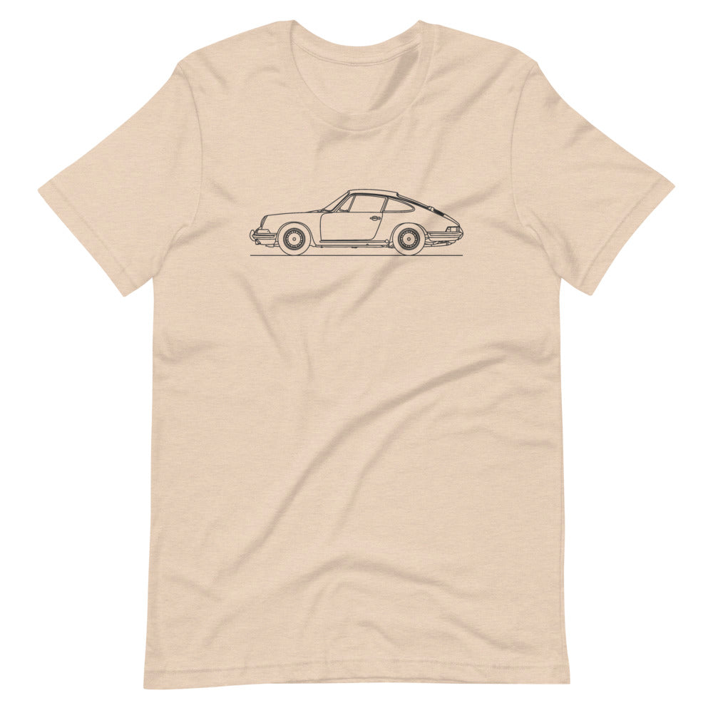 Porsche 911 classic t-shirt on display